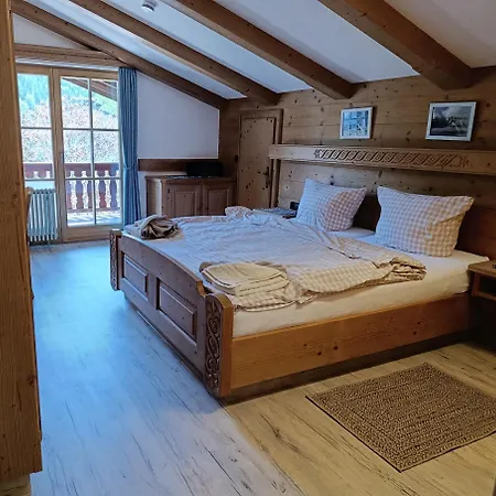 3 G-dreigiebel Im Haus Lohrey * Reit im Winkl